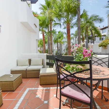 Jardines De Aldaba, Puerto Banus. Apartment *
