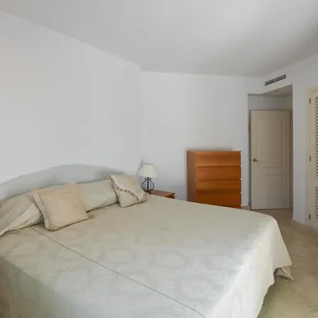 Apartment Jardines De Aldaba, Puerto Banus.