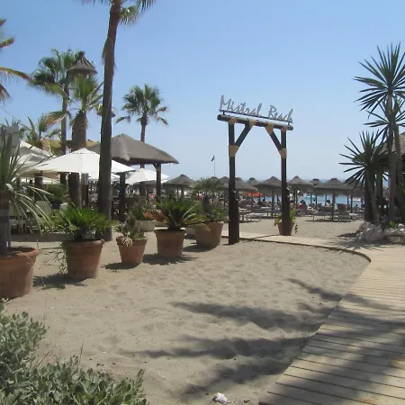 Apartment Jardines De Aldaba, Puerto Banus.